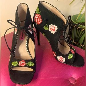 Betsey Johnson Caroline Heels